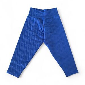 Booty By Brabants Blue Capri Length Croco Leggings - One Size